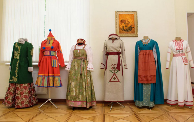 Национальный костюм Карелов